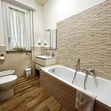 Apartamento Puccini A 6 Minuti In Bus O Auto Dalla Stazione La Spezia